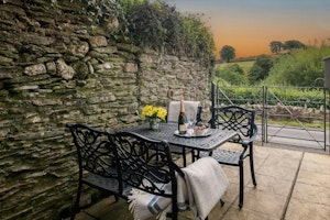 The Oak Retreat image 10