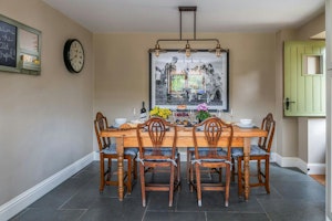 The Oak Retreat image 8