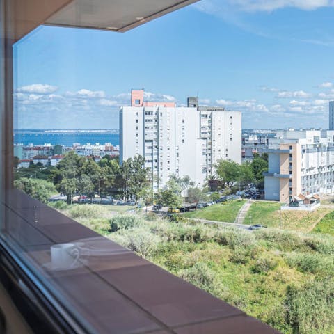 Peer out to the spectacular views of Bela Vista and the Tagus River