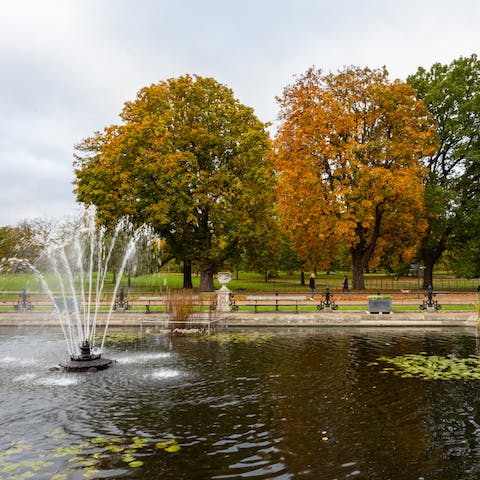 Take a stroll through leafy Hyde Park, a five-minute walk away