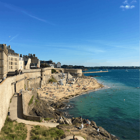 Explore the port city of Saint-Malo, just a fifteen-minute drive away