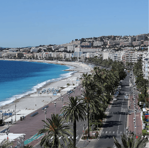 Fall in love with Nice's coastline, less than half an hour away on foot