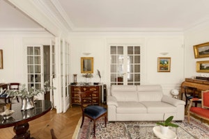 Elegant Prospect image 7