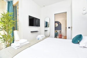 Fifteenth Nook image 2