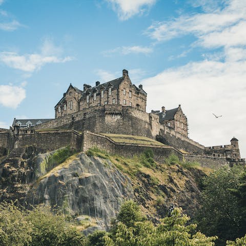 Enjoy a thirteen-minute walk to the impressive Edinburgh Castle