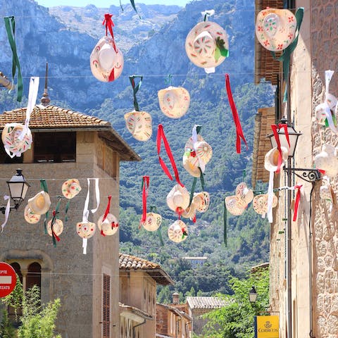 Walk into the charming village of Deià in less than five minutes