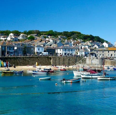 Walk to the picturesque Mousehole Harbour in just three minutes