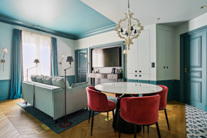 Cadenza Chic image 1