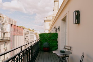 A Parisian Portrait image 6