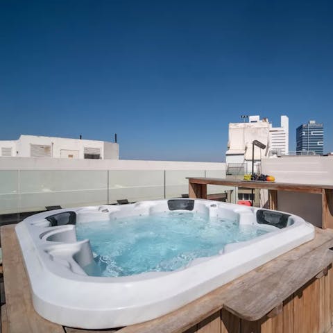 Savour long soaks in the private jacuzzi
