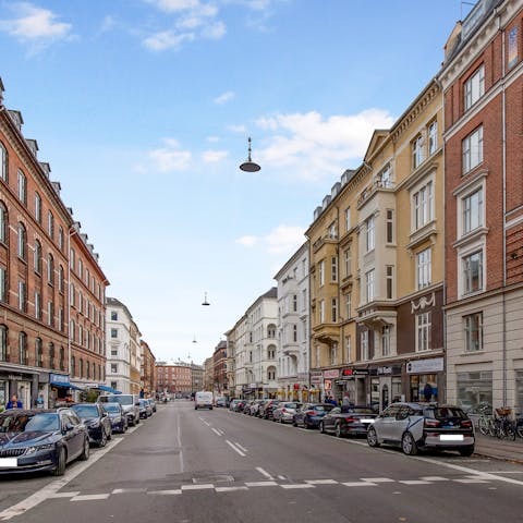Explore the wide streets of Strandboulevarden, two minutes away