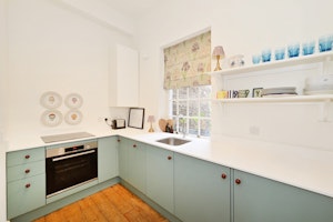 Artful Splendour image 6