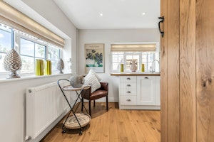 Cosy Cotswolds Cottage image 11