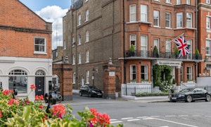 Knightsbridge Hideaway image 3