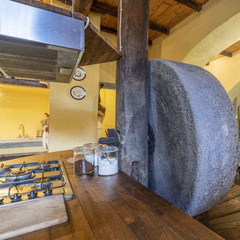 Create home-cooked meals in the company of the old millstone 