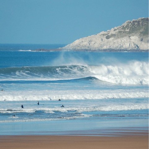 Discover the beautiful beaches that form the coastline