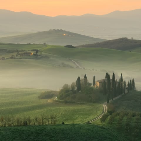 Discover the charming villages and cities of Tuscany, including  Florence