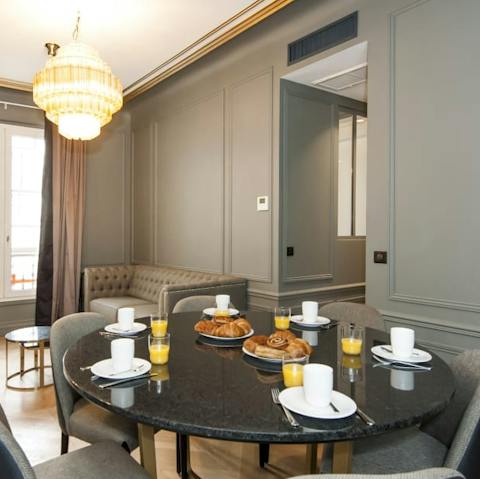 Savour delicious meals in the elegant living and dining room 