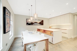 An Elegant Abode image 13