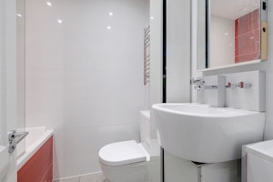 An Elegant Abode image 11