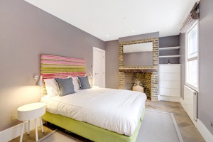 An Elegant Abode image 10