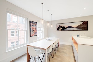 An Elegant Abode image 7