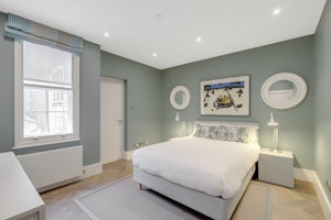An Elegant Abode image 5
