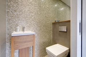 An Elegant Abode image 4