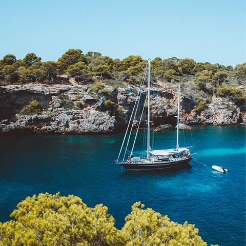 Explore Mallorca's beautiful coast