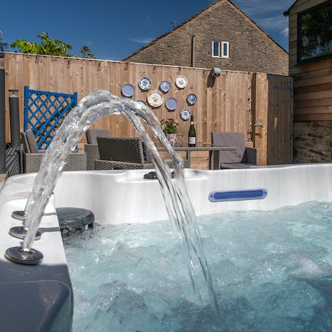 Unwind in the hot tub at the end of a busy day spent exploring the Peak District