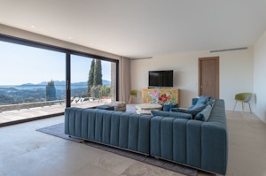 Azure Heights Rest image 9