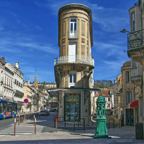 Explore the charming town of Agen, on the banks of the Garonne, just over a twenty-minute drive away