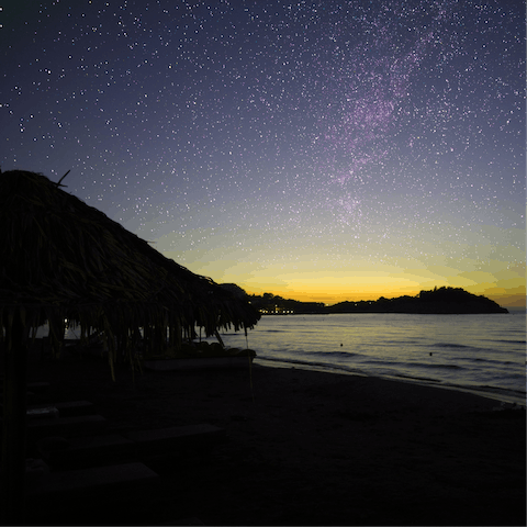 Indulge in a spot of stargazing at Sidari beach, a short drive from home