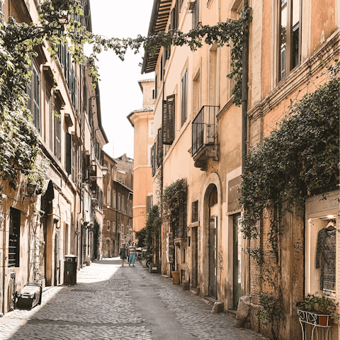 Find your own path within Rome's winding streets