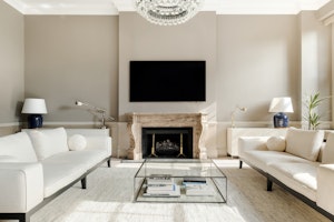 The Cadogan Set image 9