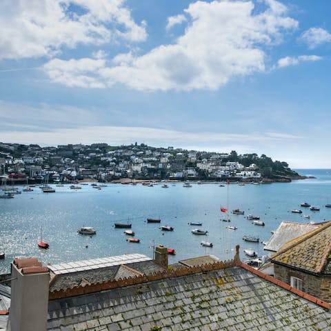 Stay in the heart of Fowey, minutes from the harbour