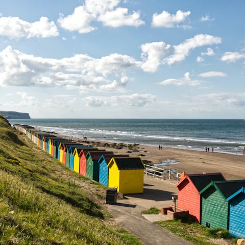 Stroll down to Whitby Beach for a fun day along the coast