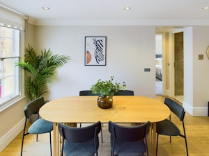 Marylebone Mews image 11