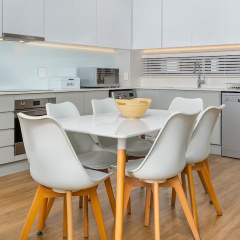 Sit around your stylish dining table for tasty South African dinners, or evening drinks