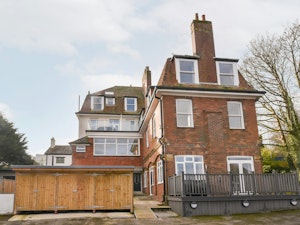 Surf Heights image 12
