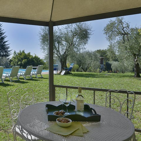 Enjoy an afternoon glass of wine around the bistro table, nibbling on olives while enjoying the tranquillity