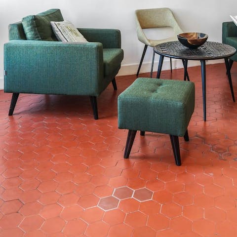 Admire gorgeous traditional features such as the hexagonal, terracotta floor tiles