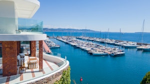 Cannes Bay Vistas image 1