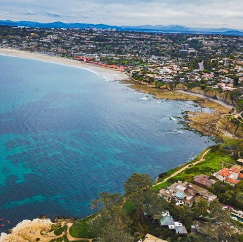 Take a stroll to the shores of La Jolla Cove in under 5 minutes
