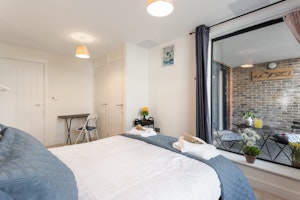 Seaward Way image 5