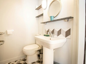 Coastal Cottage Escape image 12