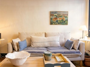 Coastal Cottage Escape image 2