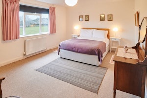 Brecon Retreat image 10