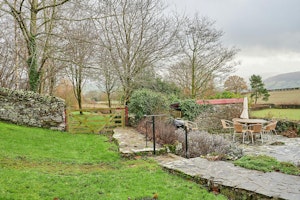 Brecon Retreat image 6