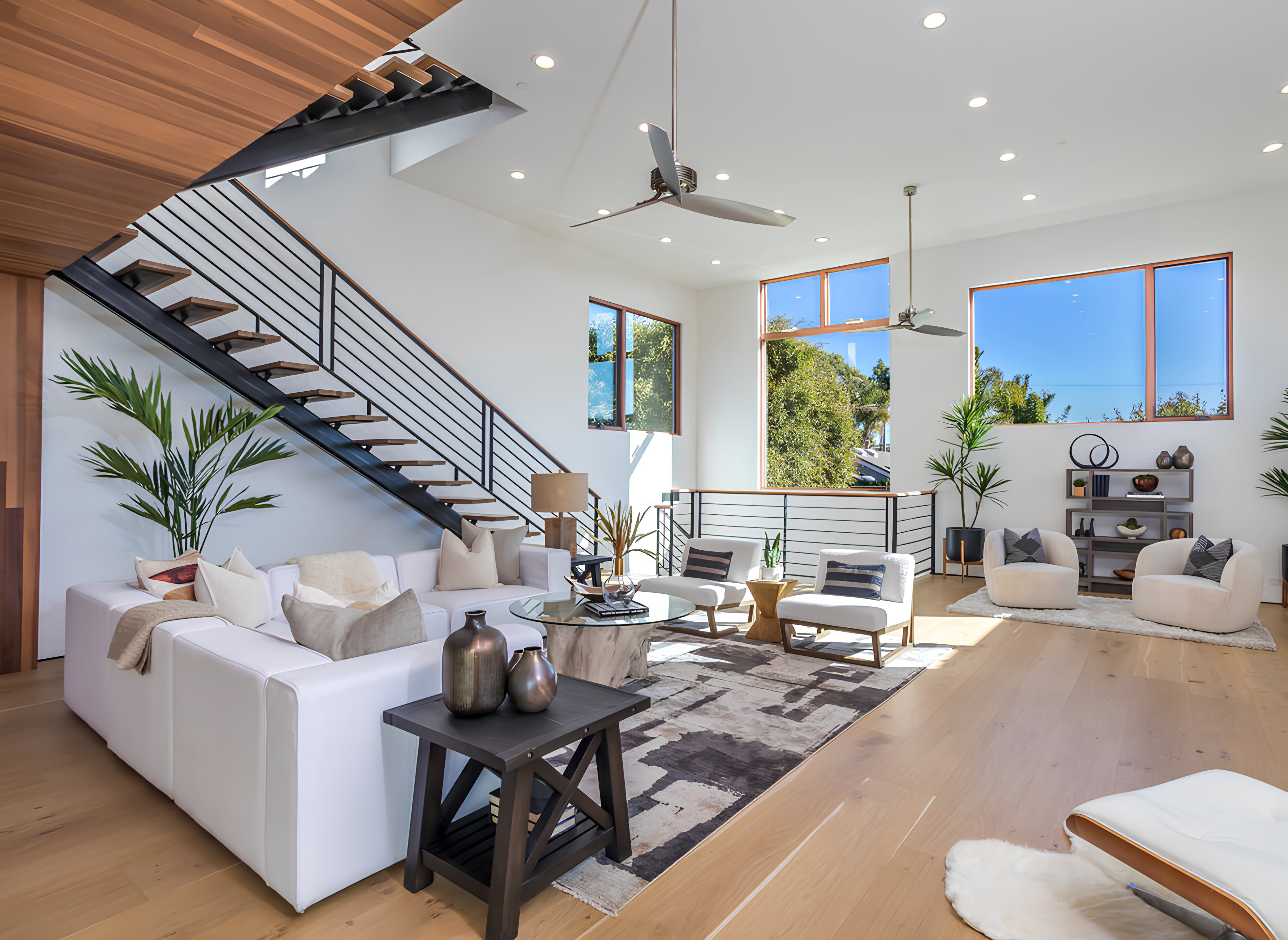 The Los Angeles, Oakwood, Los Angeles Plum Guide